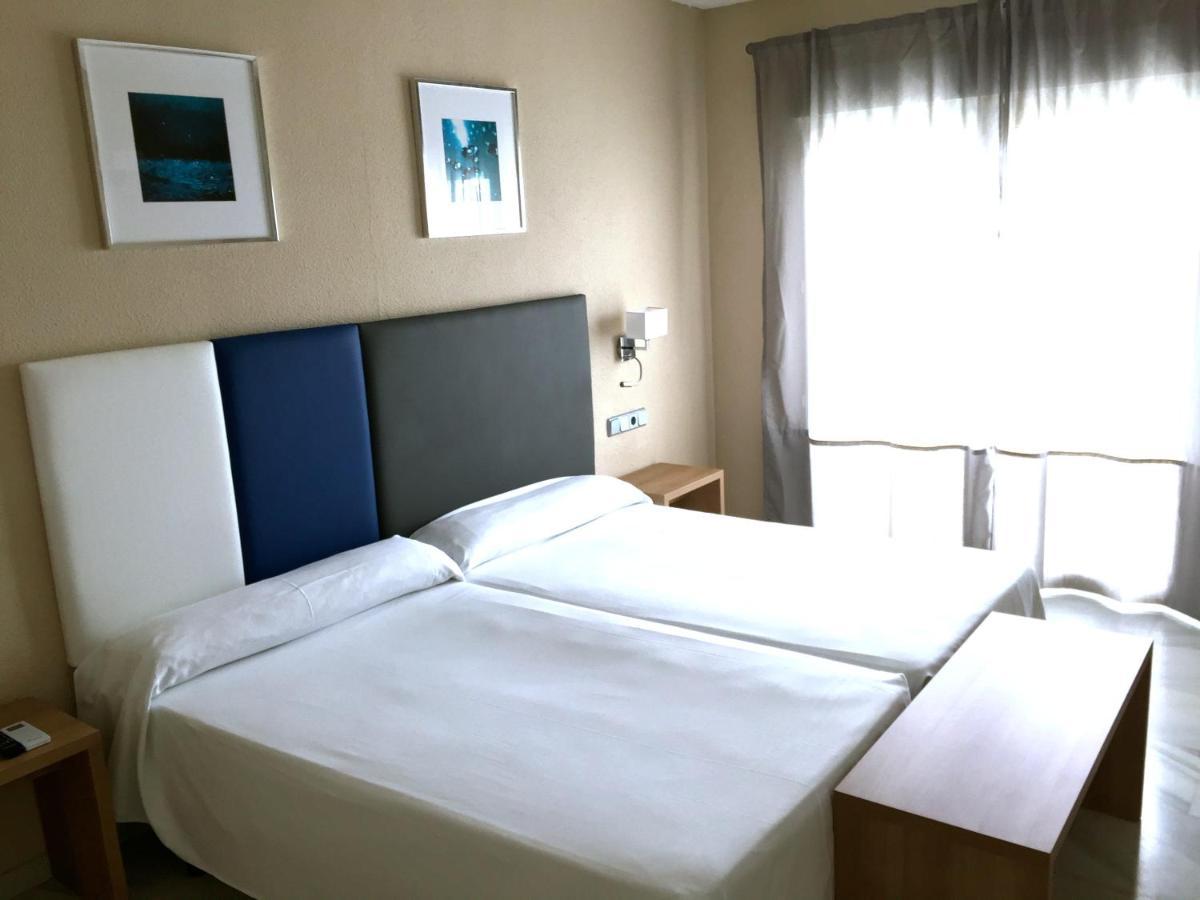 เฟิสต์ แฟลตโทเทล อินเตอร์เนชั่นแนล Aparthotel เบนัลมาเดนา ภายนอก รูปภาพ