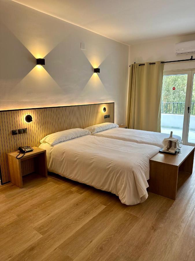 เฟิสต์ แฟลตโทเทล อินเตอร์เนชั่นแนล Aparthotel เบนัลมาเดนา ภายนอก รูปภาพ