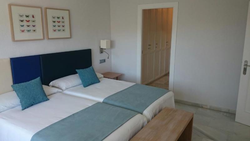 เฟิสต์ แฟลตโทเทล อินเตอร์เนชั่นแนล Aparthotel เบนัลมาเดนา ห้อง รูปภาพ